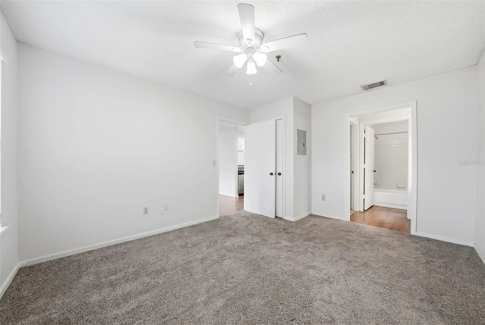 11901 4th Street N St Petersburg FL 33716