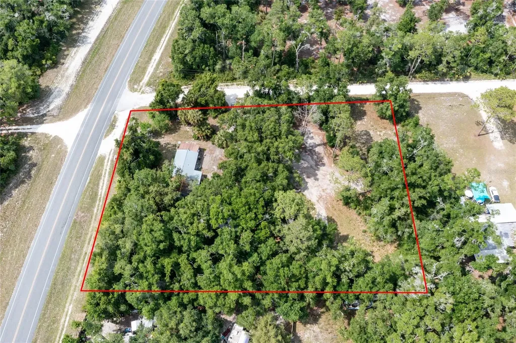 9580 NE Highway 351 Old Town FL 32680