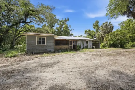 9580 NE Highway 351 Old Town FL 32680
