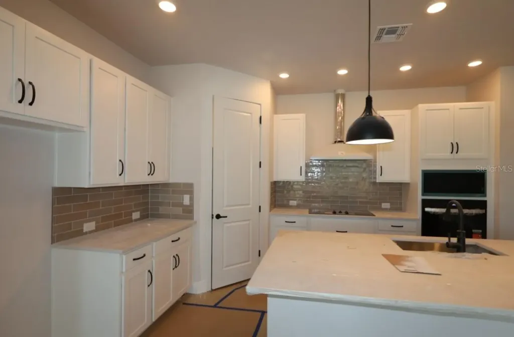 10665 Crescent Creek Crossing Parrish FL 34219