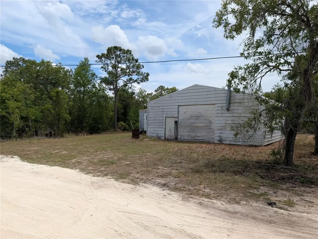 1871 NE 154th Avenue Williston FL 32696