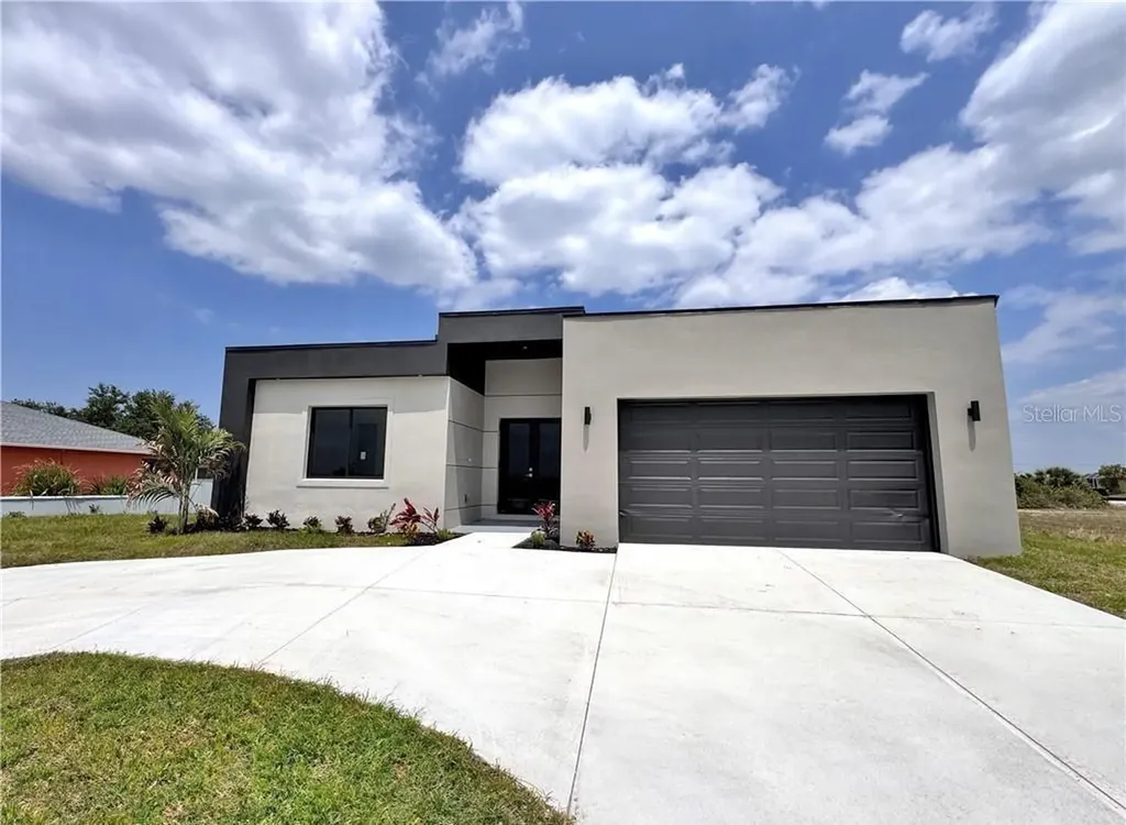 1247 Kismet Parkway W Cape Coral FL 33993