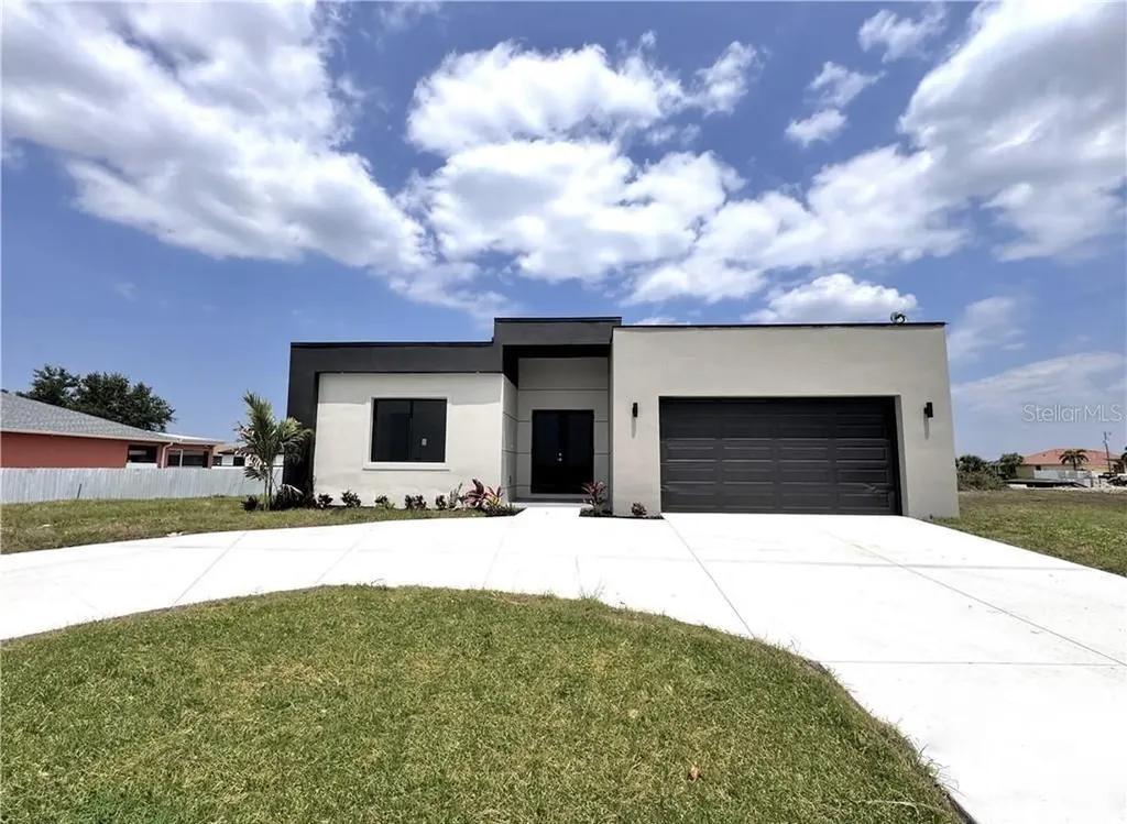 1247 Kismet Parkway W Cape Coral FL 33993