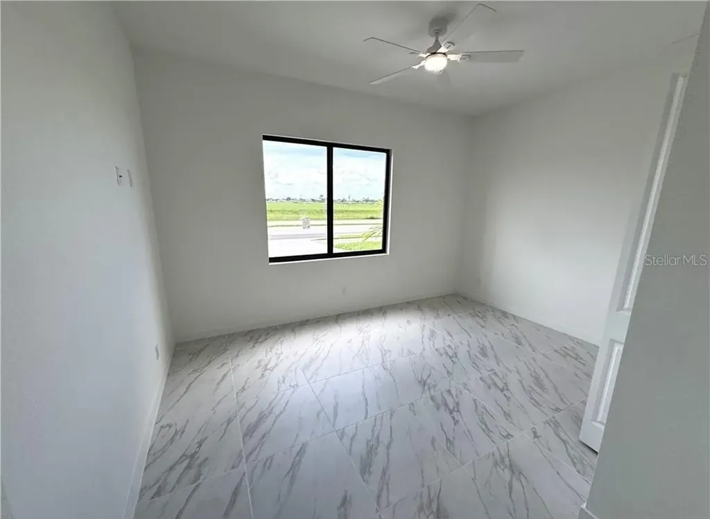 1247 Kismet Parkway W Cape Coral FL 33993