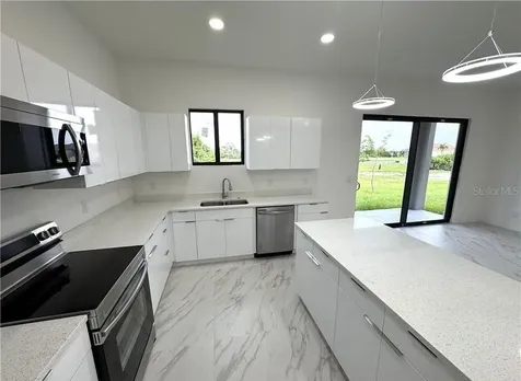 1247 Kismet Parkway W Cape Coral FL 33993