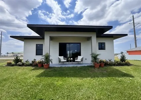 1247 Kismet Parkway W Cape Coral FL 33993