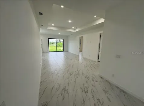1247 Kismet Parkway W Cape Coral FL 33993
