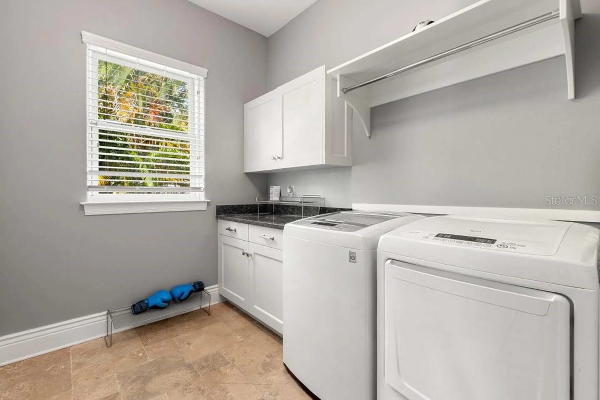 415 E Davis Boulevard Tampa FL 33606
