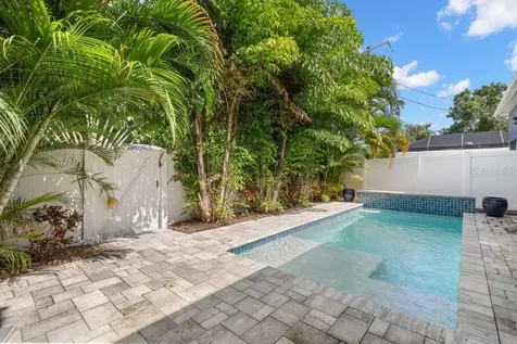 415 E Davis Boulevard Tampa FL 33606