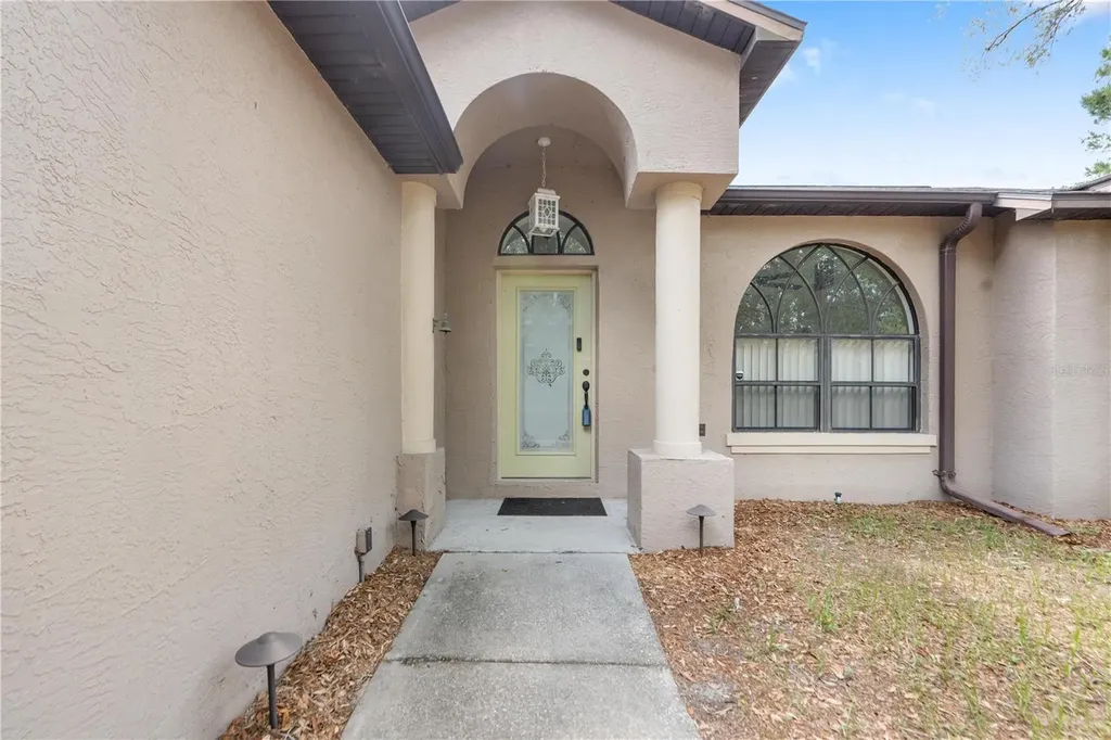 Weeki Wachee FL 34613