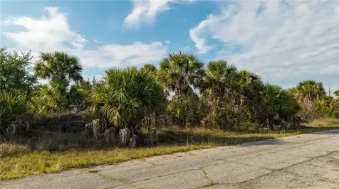 8606 Fireglow Circle North Port FL 34288