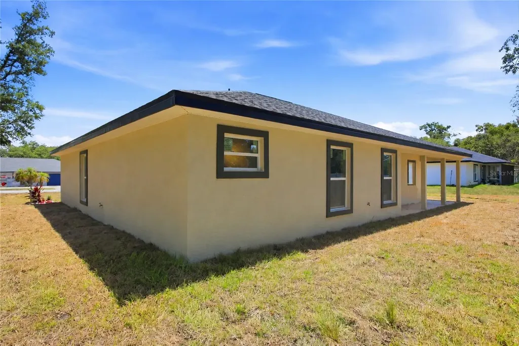 2031 W Myakka Road Avon Park FL 33825