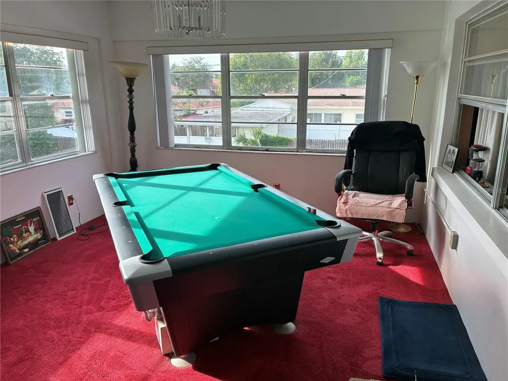 4819 8th Avenue N St Petersburg FL 33713