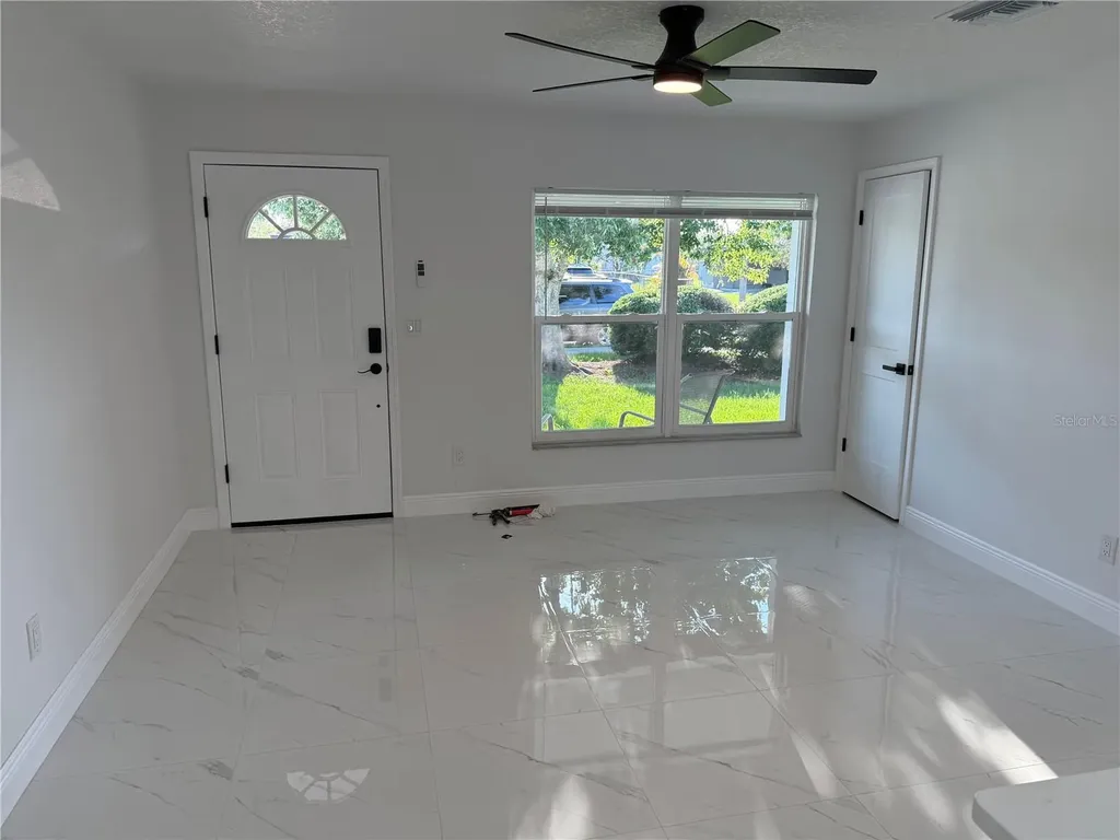 1457 Montego Lane Orlando FL 32807