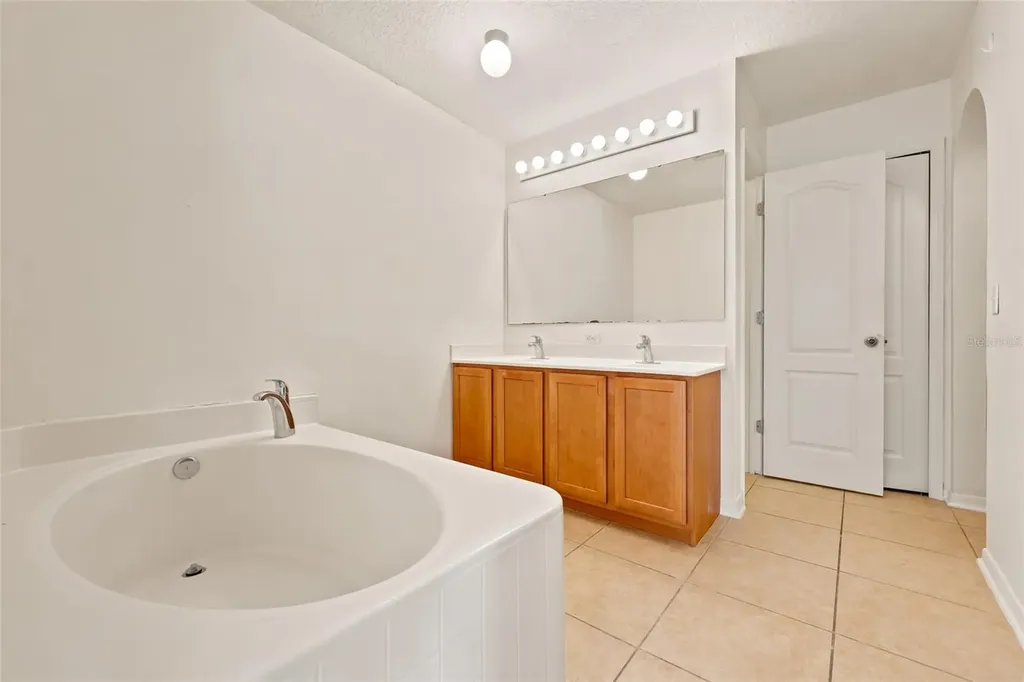 14386 NW 159th Place Alachua FL 32615
