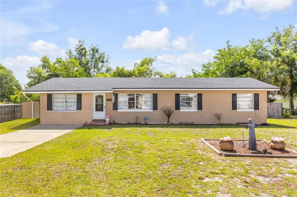 1520 Newport Avenue Deland FL 32724