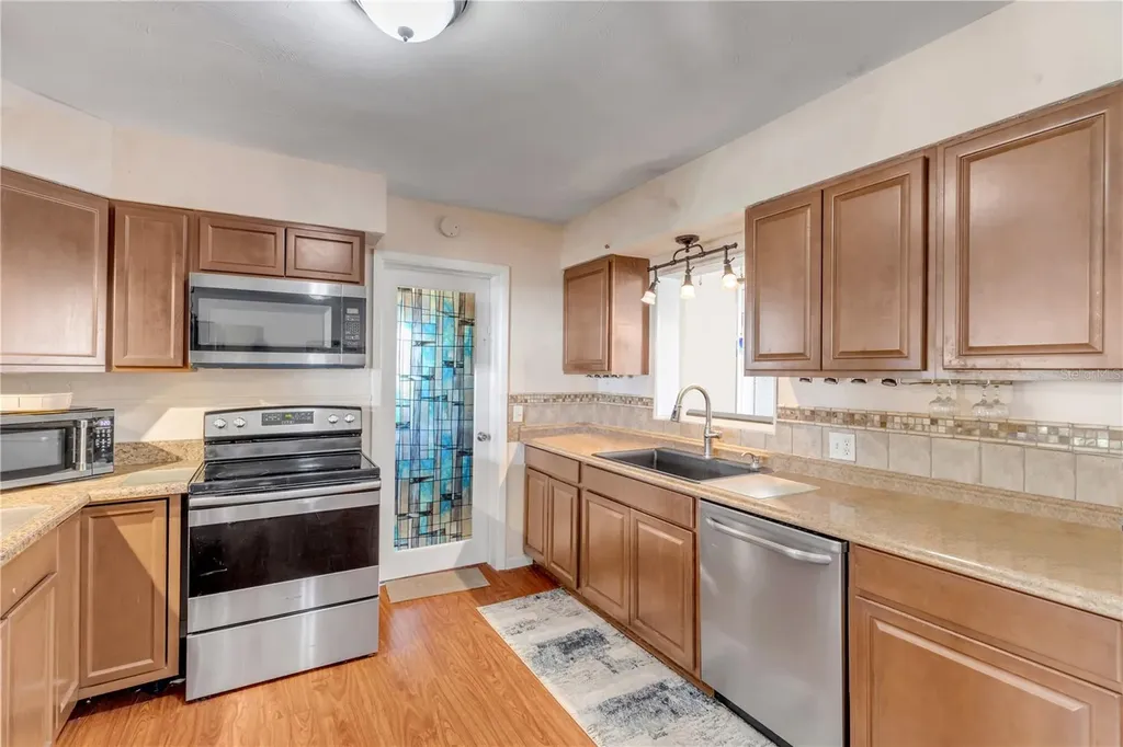 1520 Newport Avenue Deland FL 32724