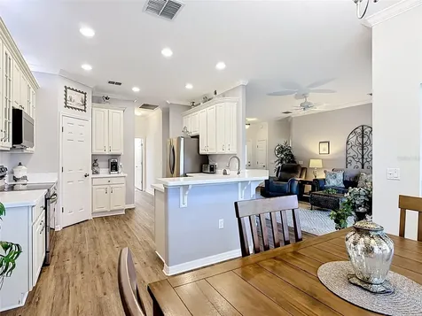 28 Knoll Wood Drive Poinciana FL 34759