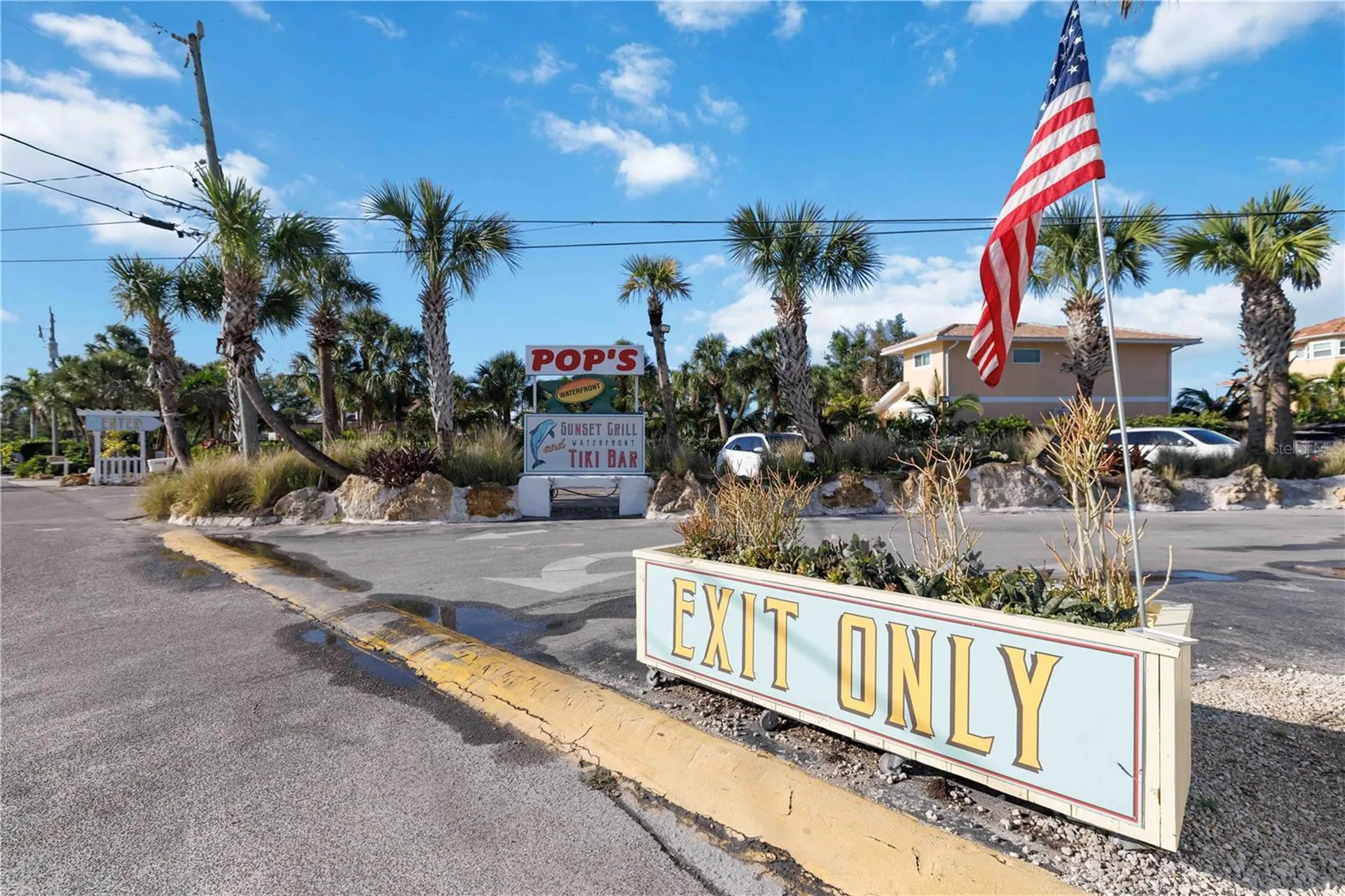 100 Circuit Road Nokomis FL 34275