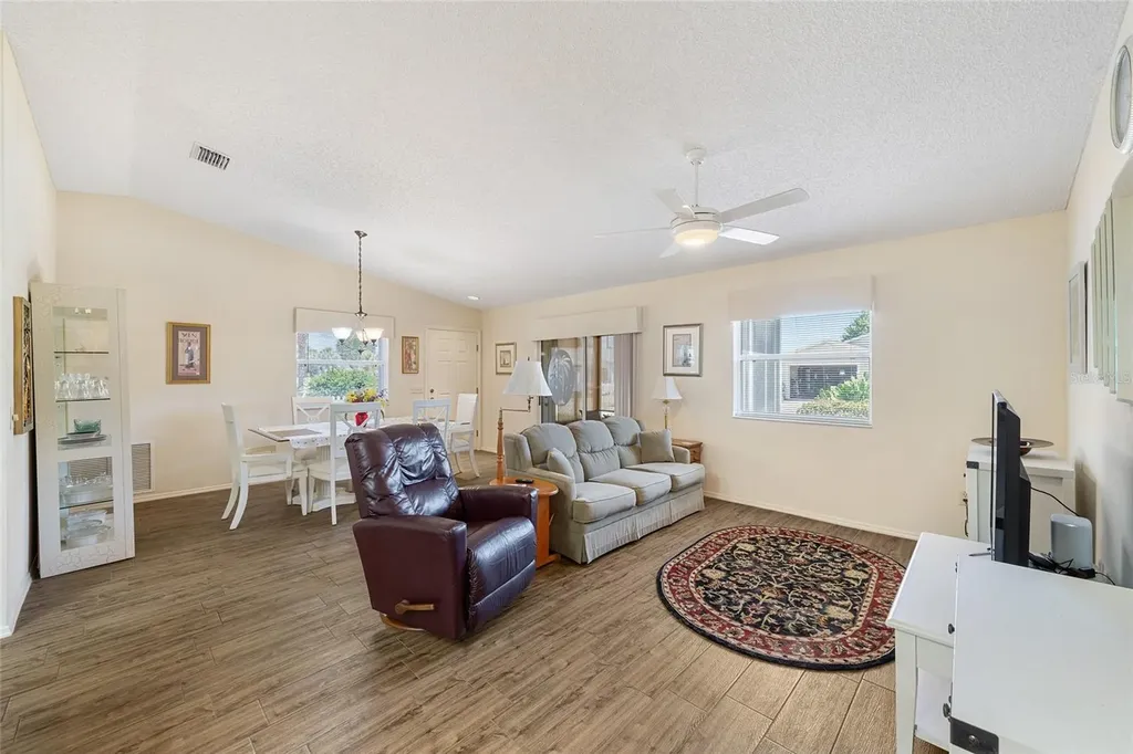 17300 SE 93rd Heyward Avenue The Villages FL 32162