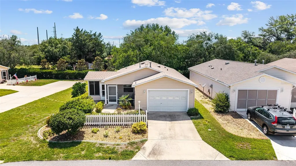 17300 SE 93rd Heyward Avenue The Villages FL 32162