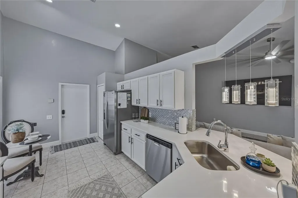 4552 Steel Dust Lane Lutz FL 33559
