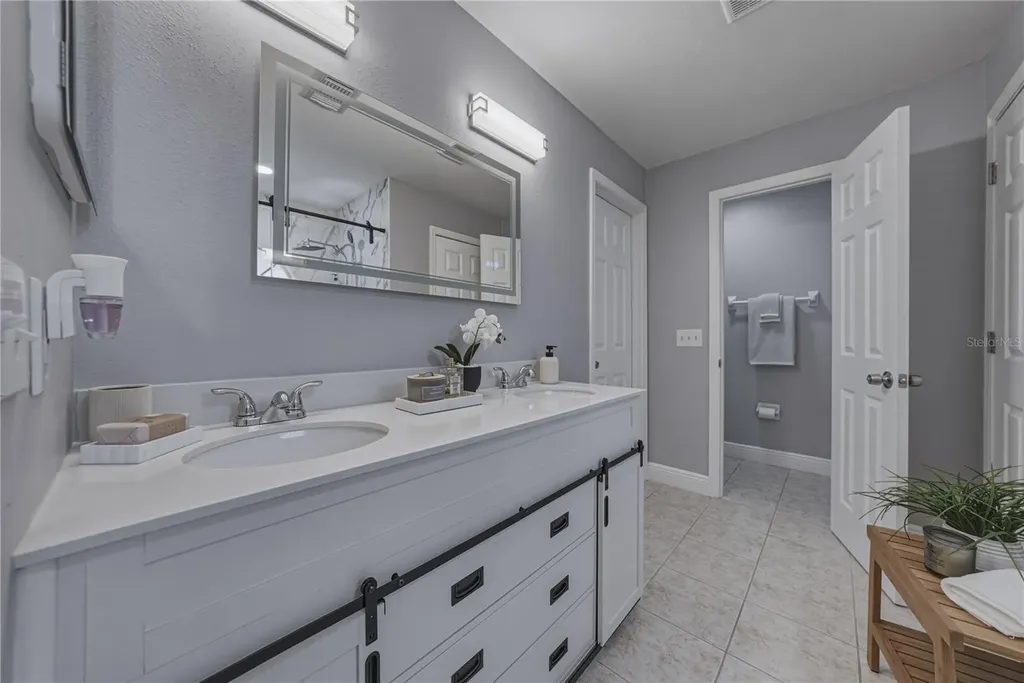 4552 Steel Dust Lane Lutz FL 33559