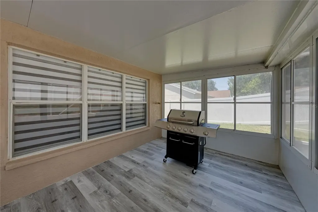 4552 Steel Dust Lane Lutz FL 33559