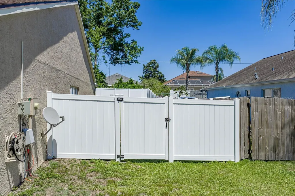 4552 Steel Dust Lane Lutz FL 33559