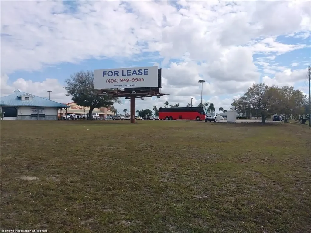 1503 Us 27 S Lake Placid FL 33852