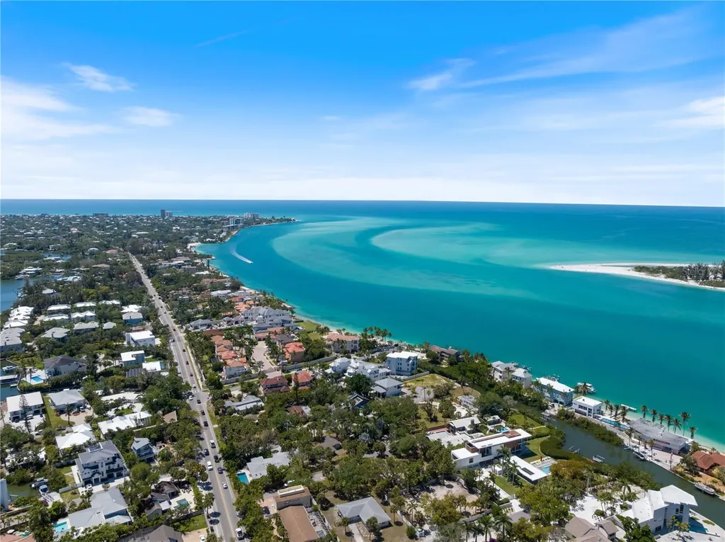 3919 Roberts Point Road Sarasota FL 34242