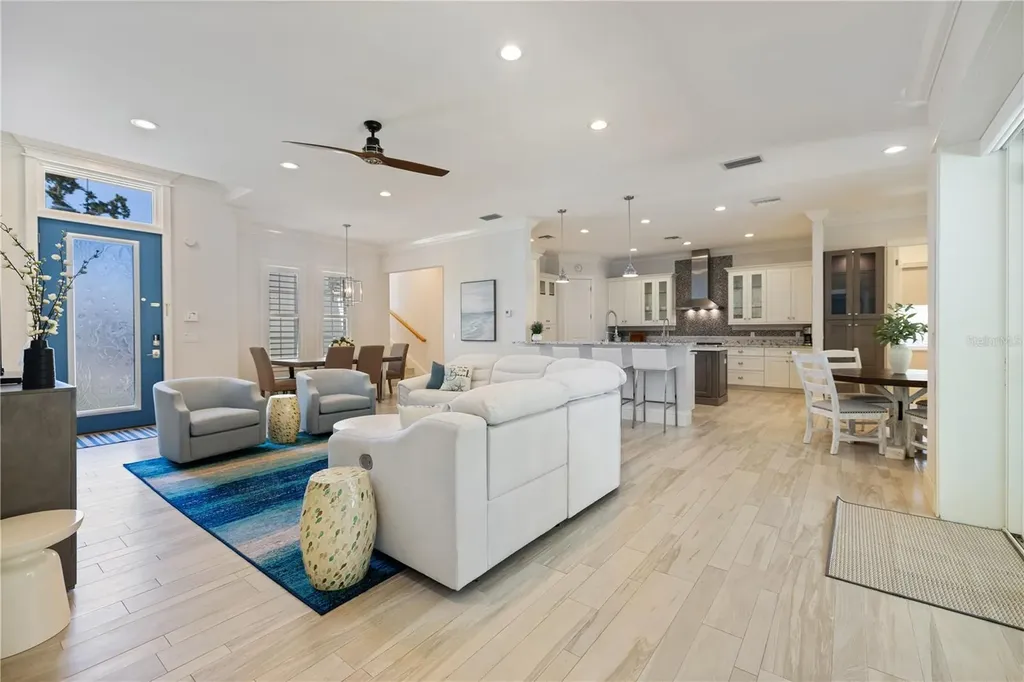 3919 Roberts Point Road Sarasota FL 34242