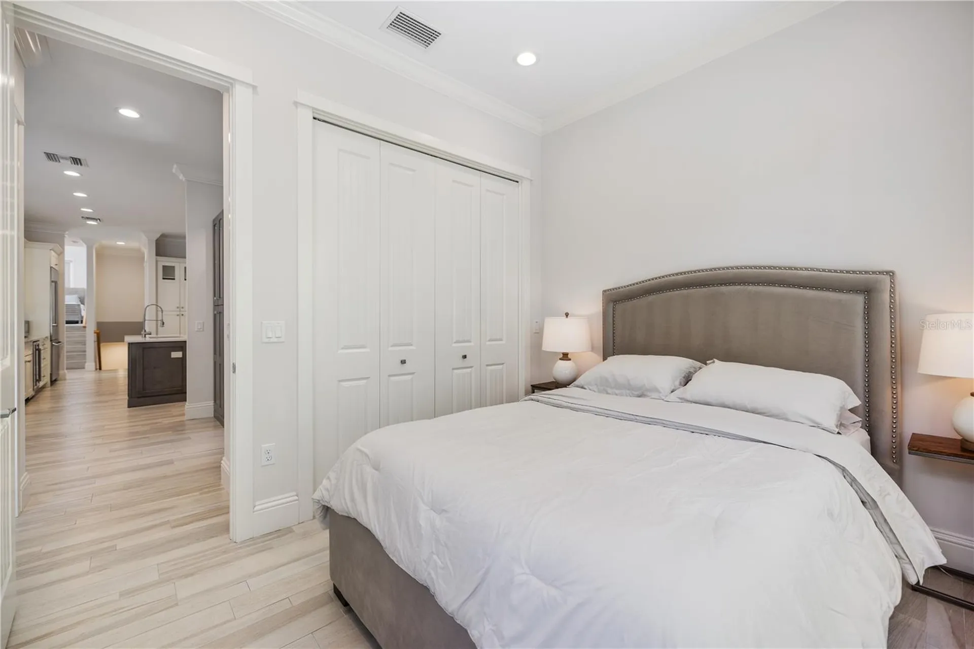 3919 Roberts Point Road Sarasota FL 34242