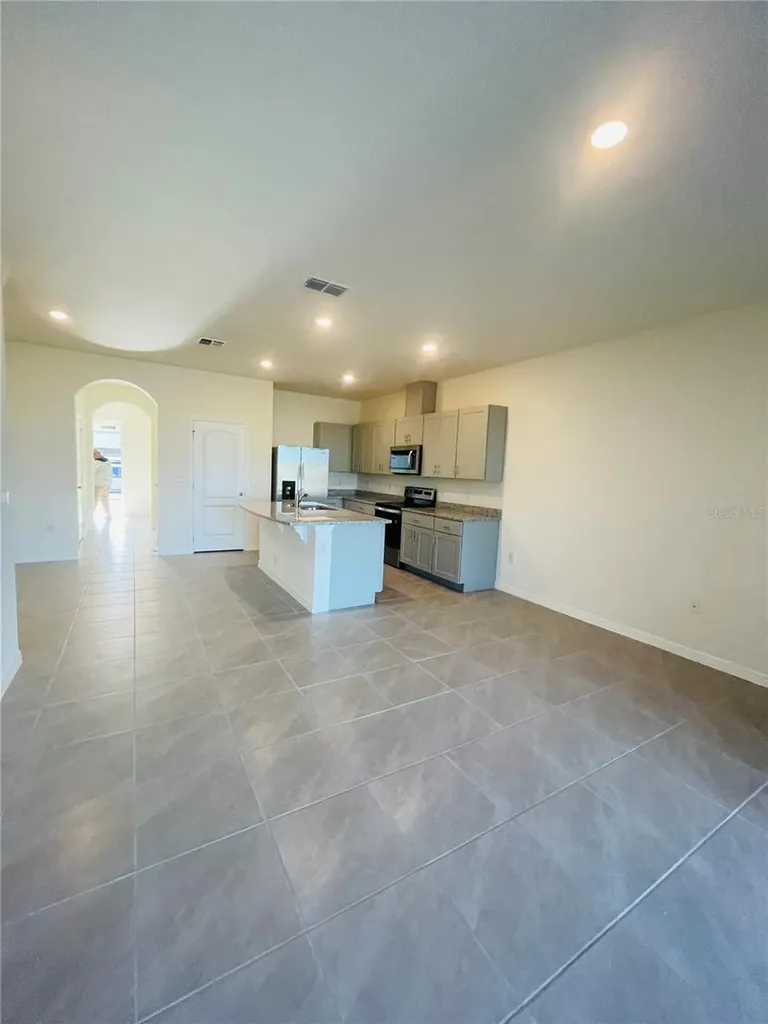 1371 Isleta Loop Kissimmee FL 34741