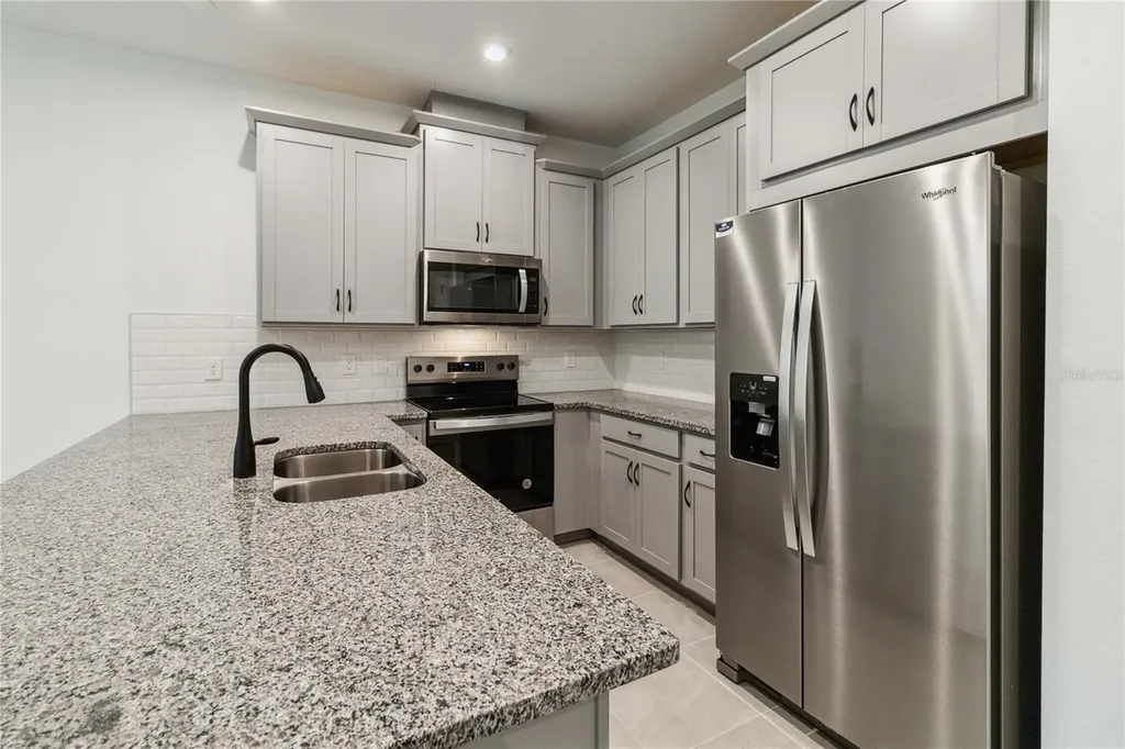 1371 Isleta Loop Kissimmee FL 34741