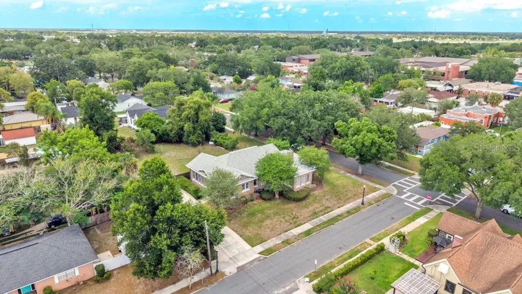 747 S Clayton Avenue Lakeland FL 33801