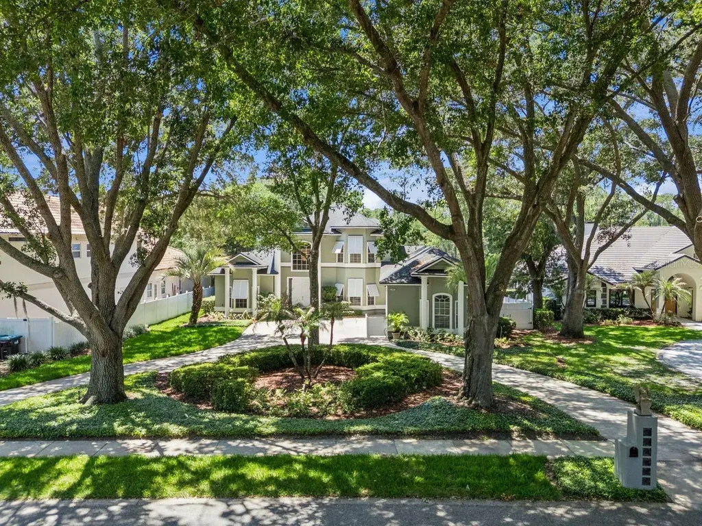 5626 Bay Side Drive Orlando FL 32819