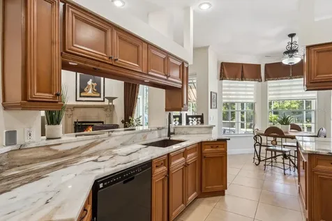5626 Bay Side Drive Orlando FL 32819