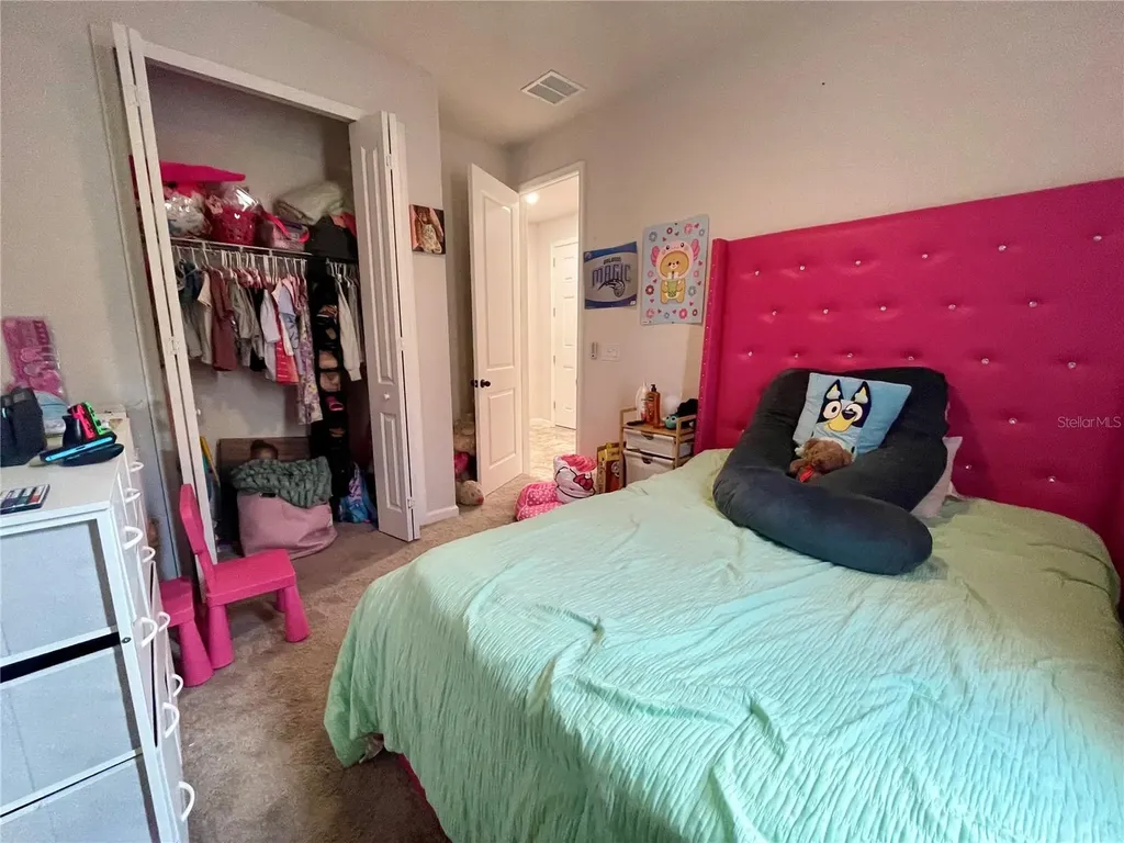 5240 Meadow Song Drive Okahumpka FL 34762