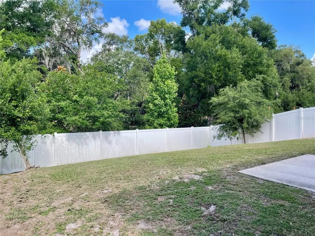 5240 Meadow Song Drive Okahumpka FL 34762
