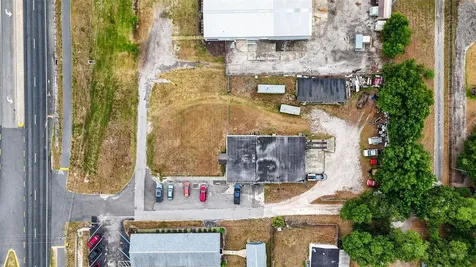 10221 Us Highway 301 Dade City FL 33525