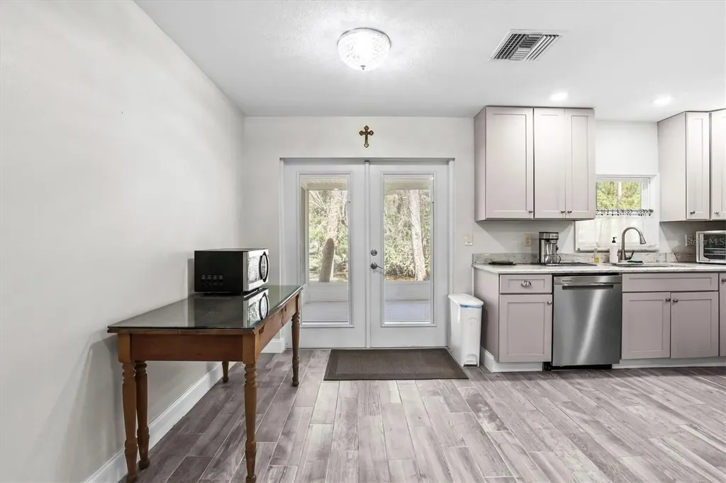 6244 Colony Circle Weeki Wachee FL 34607