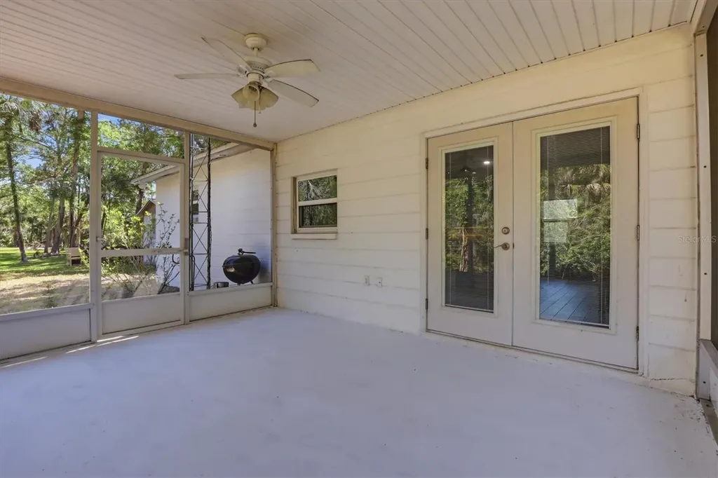 6244 Colony Circle Weeki Wachee FL 34607