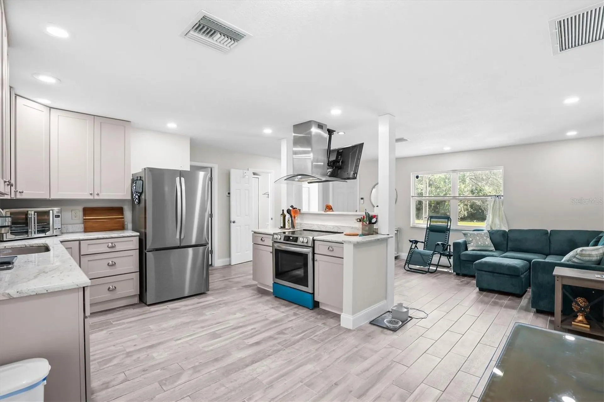 6244 Colony Circle Weeki Wachee FL 34607