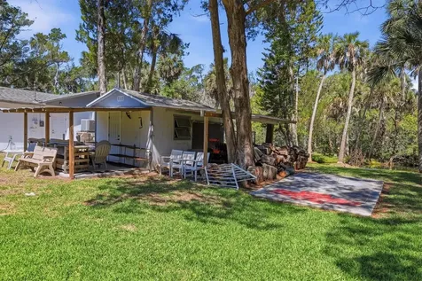 6244 Colony Circle Weeki Wachee FL 34607
