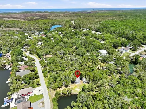6244 Colony Circle Weeki Wachee FL 34607