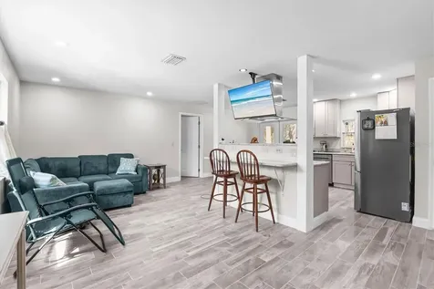 6244 Colony Circle Weeki Wachee FL 34607