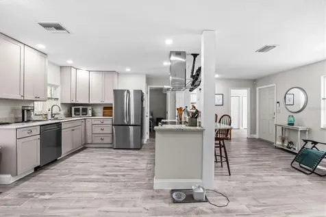 6244 Colony Circle Weeki Wachee FL 34607