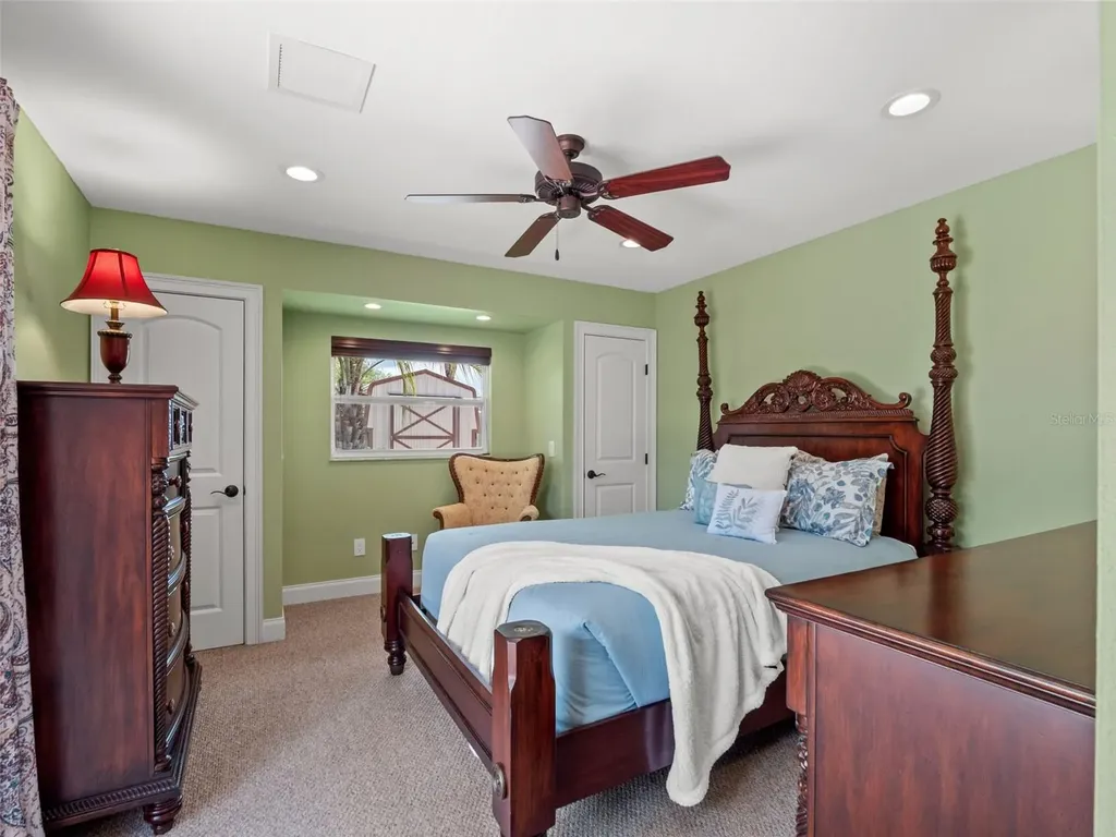 27 Columbine Trail Debary FL 32713