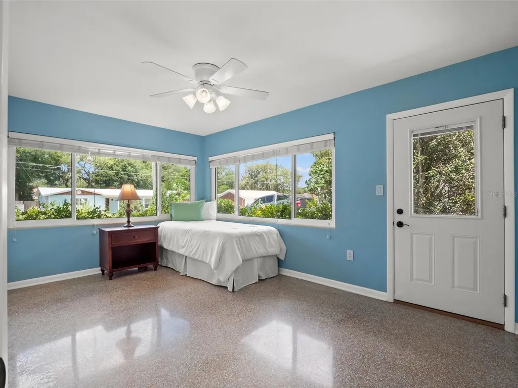 27 Columbine Trail Debary FL 32713
